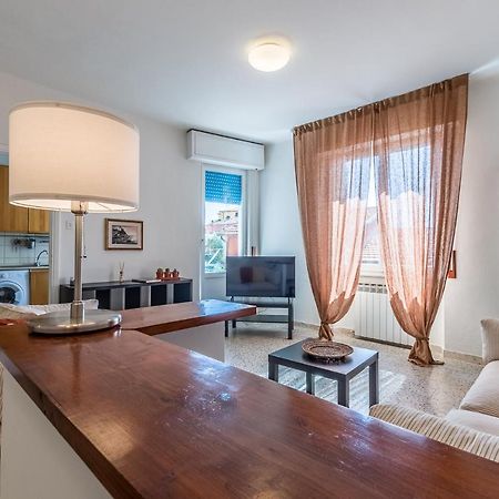Sunshine House Lerici Lejlighed Eksteriør billede