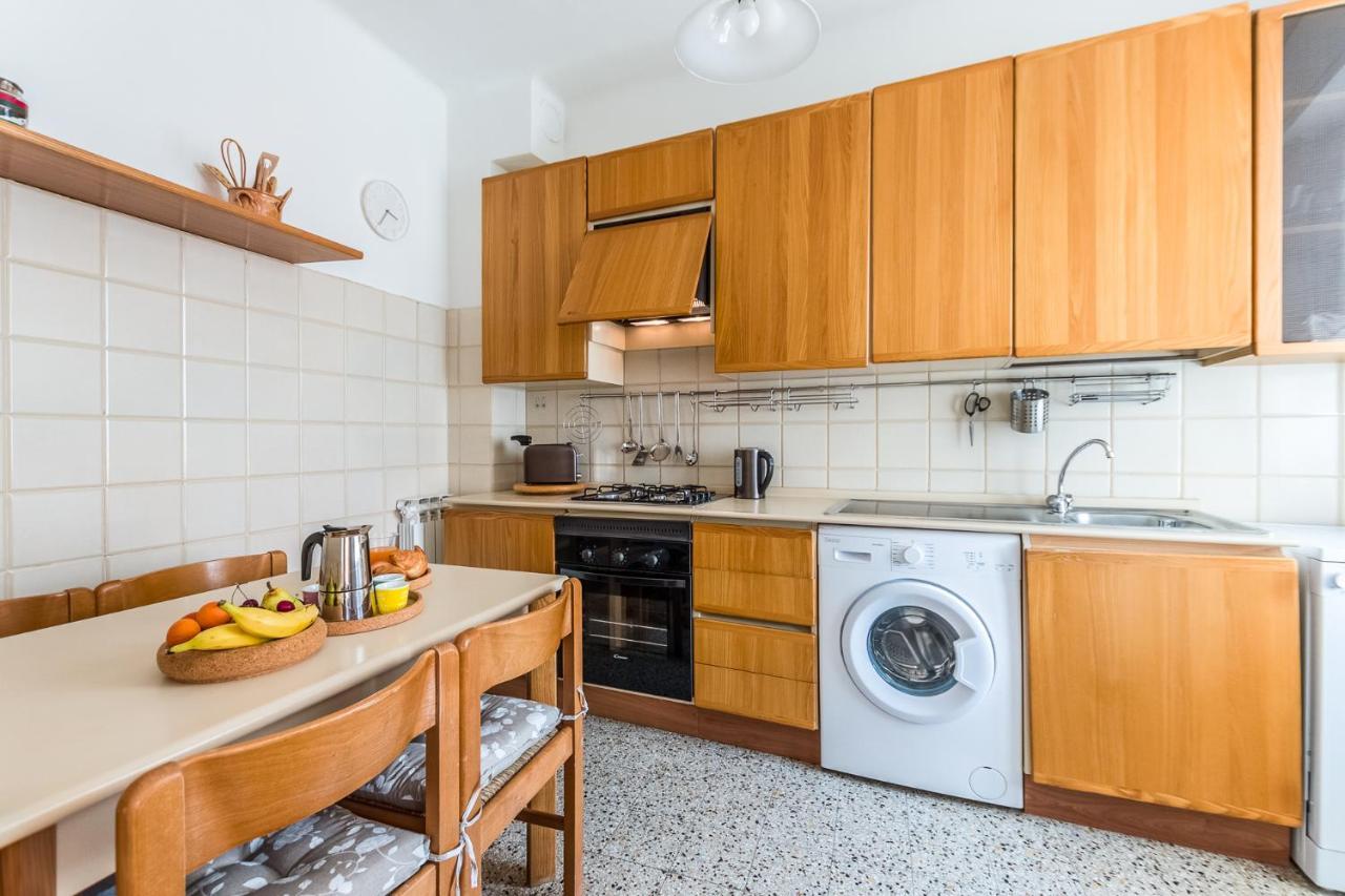 Sunshine House Lerici Lejlighed Eksteriør billede
